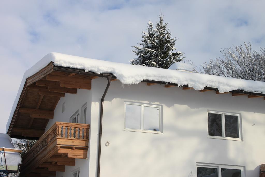 Apartment Am Birkenweg Oberndorf in Tirol Rum bild